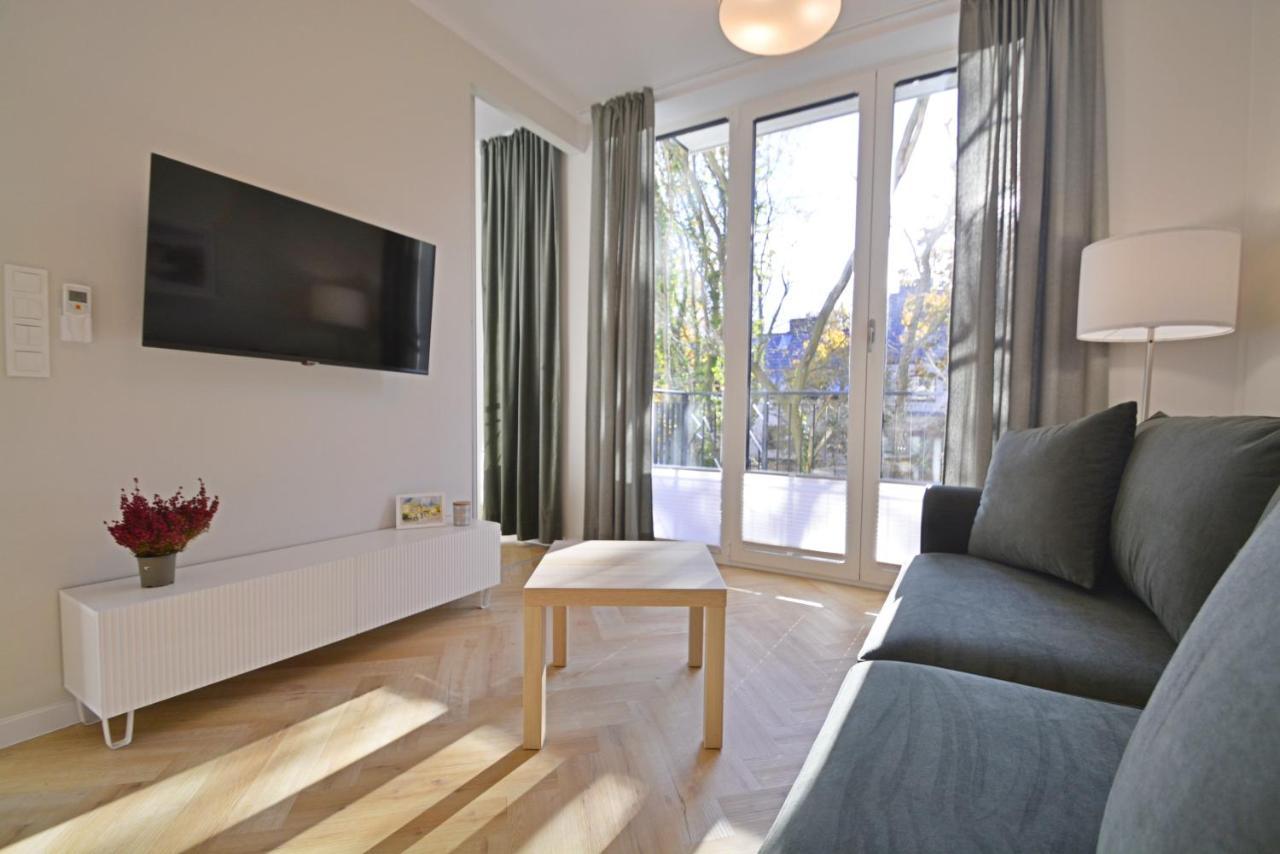 Osiedle Seaside Garden - Apartamenty Bryza Z Garazem, 100M Od Promenady Свиноуйсьце Экстерьер фото