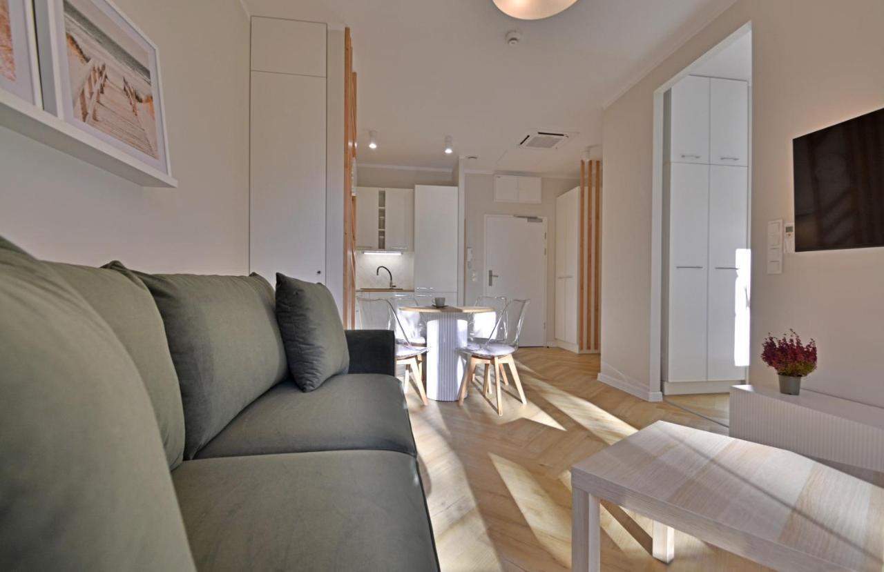 Osiedle Seaside Garden - Apartamenty Bryza Z Garazem, 100M Od Promenady Свиноуйсьце Экстерьер фото