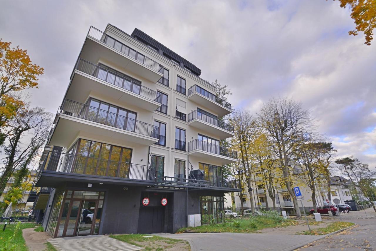 Osiedle Seaside Garden - Apartamenty Bryza Z Garazem, 100M Od Promenady Свиноуйсьце Экстерьер фото