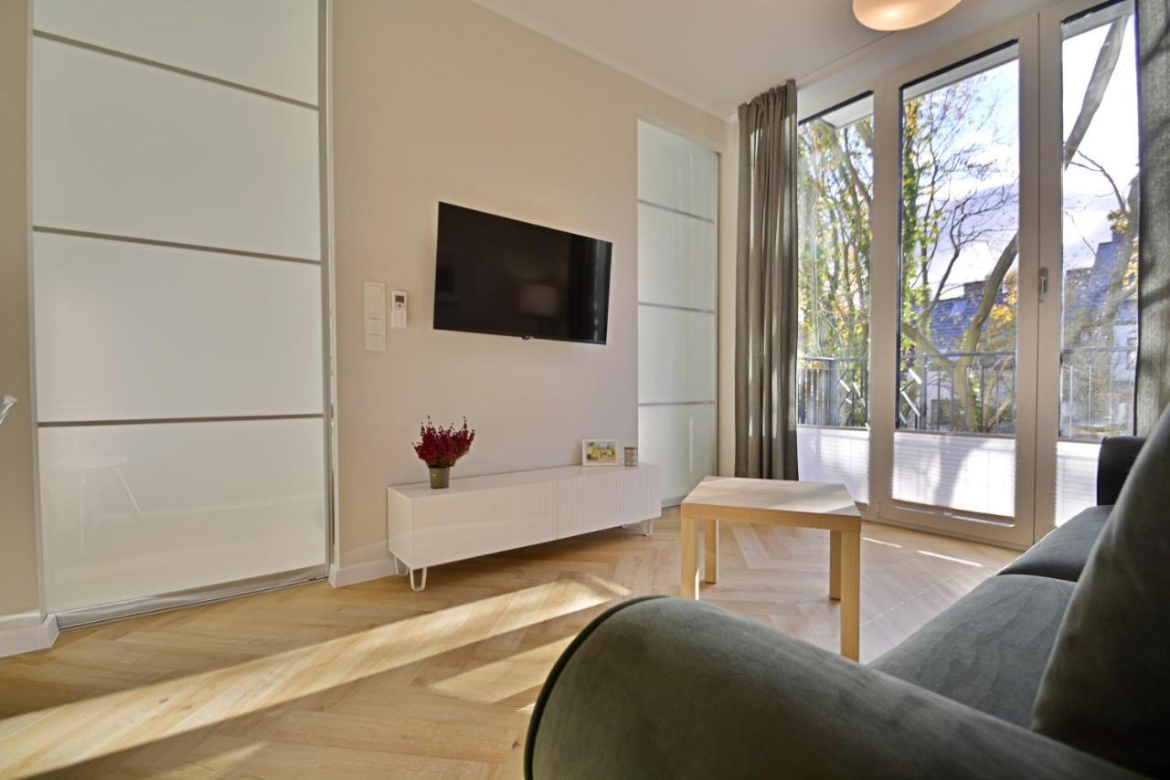 Osiedle Seaside Garden - Apartamenty Bryza Z Garazem, 100M Od Promenady Свиноуйсьце Экстерьер фото