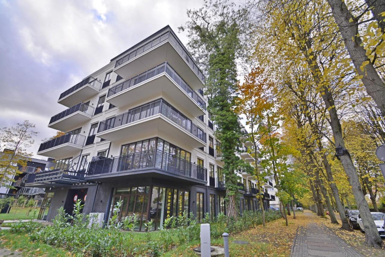Osiedle Seaside Garden - Apartamenty Bryza Z Garazem, 100M Od Promenady Свиноуйсьце Экстерьер фото